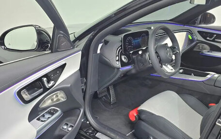 Mercedes-Benz E-Класс, 2025 год, 14 700 000 рублей, 10 фотография