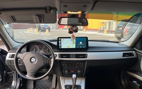 BMW 3 серия, 2010 год, 1 000 000 рублей, 11 фотография