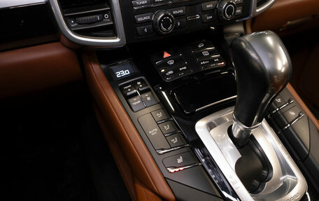 Porsche Cayenne III, 2015 год, 3 390 000 рублей, 22 фотография