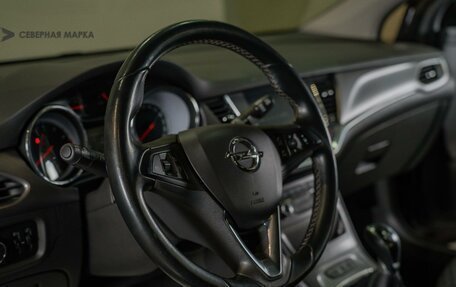 Opel Astra K, 2016 год, 1 300 000 рублей, 6 фотография