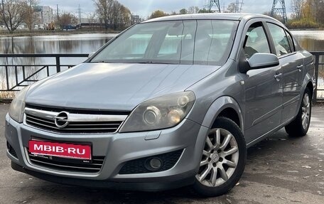 Opel Astra H, 2008 год, 1 фотография