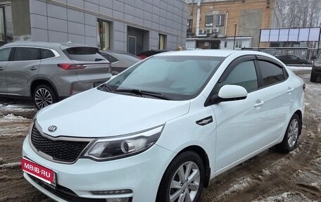 KIA Rio III рестайлинг, 2016 год, 1 070 000 рублей, 1 фотография