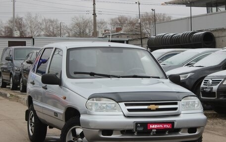 Chevrolet Niva I рестайлинг, 2003 год, 249 990 рублей, 1 фотография