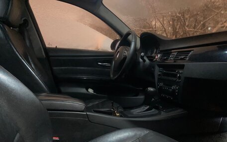 BMW 3 серия, 2006 год, 1 135 000 рублей, 13 фотография