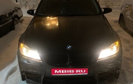 BMW 3 серия, 2006 год, 1 135 000 рублей, 26 фотография