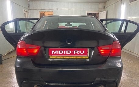 BMW 3 серия, 2006 год, 1 135 000 рублей, 27 фотография