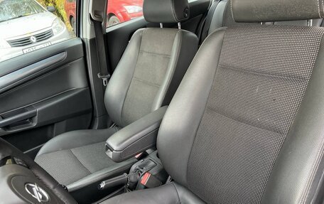 Opel Astra H, 2008 год, 19 фотография