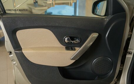 Renault Logan II, 2014 год, 810 000 рублей, 13 фотография