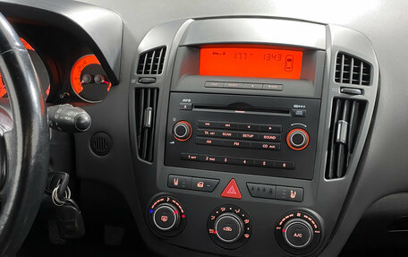 KIA cee'd I рестайлинг, 2008 год, 522 000 рублей, 13 фотография