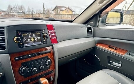 Jeep Grand Cherokee, 2006 год, 840 000 рублей, 24 фотография