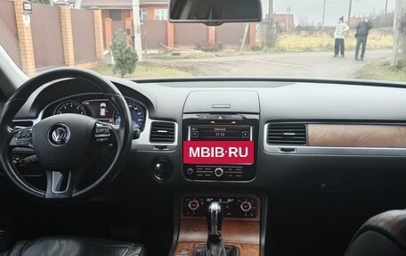 Volkswagen Touareg III, 2013 год, 2 030 000 рублей, 11 фотография