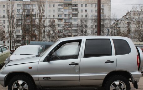 Chevrolet Niva I рестайлинг, 2003 год, 249 990 рублей, 4 фотография