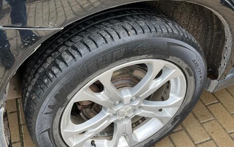 Mitsubishi Outlander III рестайлинг 3, 2013 год, 1 700 000 рублей, 10 фотография