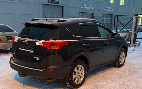 Toyota RAV4, 2014 год, 1 650 000 рублей, 6 фотография