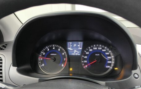 Hyundai Solaris II рестайлинг, 2015 год, 890 000 рублей, 5 фотография