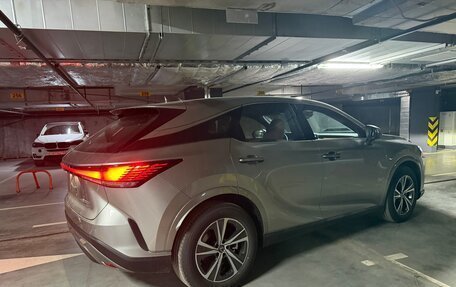 Lexus RX IV рестайлинг, 2025 год, 7 450 000 рублей, 6 фотография