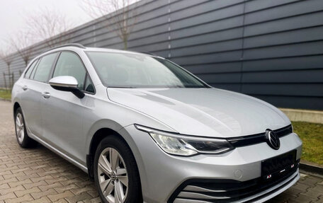 Volkswagen Golf VIII, 2021 год, 1 950 000 рублей, 4 фотография