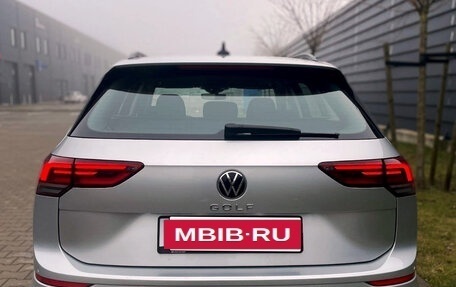 Volkswagen Golf VIII, 2021 год, 1 950 000 рублей, 3 фотография