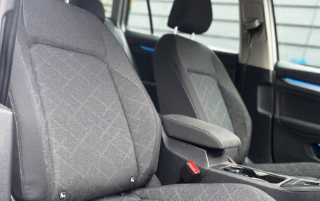 Volkswagen Golf VIII, 2021 год, 1 950 000 рублей, 22 фотография