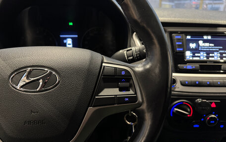 Hyundai Solaris II рестайлинг, 2018 год, 1 350 000 рублей, 16 фотография