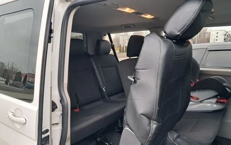 Volkswagen Caravelle T6 рестайлинг, 2015 год, 2 170 000 рублей, 9 фотография