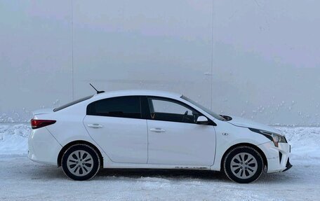 KIA Rio IV, 2021 год, 615 000 рублей, 4 фотография