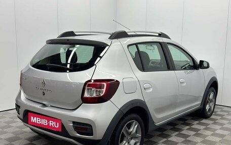 Renault Sandero II рестайлинг, 2019 год, 880 000 рублей, 2 фотография