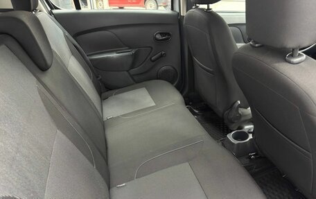 Renault Sandero II рестайлинг, 2019 год, 880 000 рублей, 12 фотография