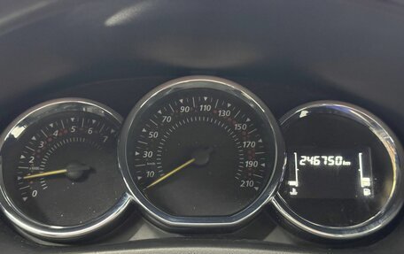 Renault Sandero II рестайлинг, 2019 год, 880 000 рублей, 8 фотография