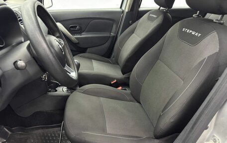 Renault Sandero II рестайлинг, 2019 год, 880 000 рублей, 16 фотография