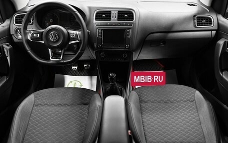 Volkswagen Polo VI (EU Market), 2018 год, 1 085 000 рублей, 11 фотография