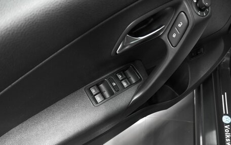 Volkswagen Polo VI (EU Market), 2018 год, 1 085 000 рублей, 22 фотография