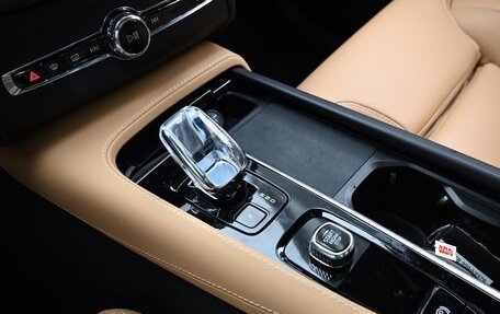 Volvo XC90 II рестайлинг, 2024 год, 8 690 000 рублей, 12 фотография