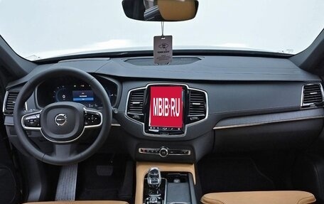 Volvo XC90 II рестайлинг, 2024 год, 8 690 000 рублей, 16 фотография