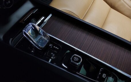 Volvo XC60 II, 2024 год, 5 390 000 рублей, 6 фотография