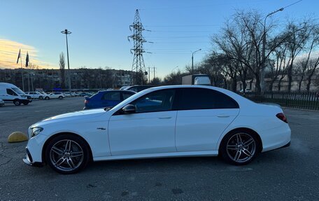 Mercedes-Benz E-Класс, 2019 год, 2 950 000 рублей, 4 фотография