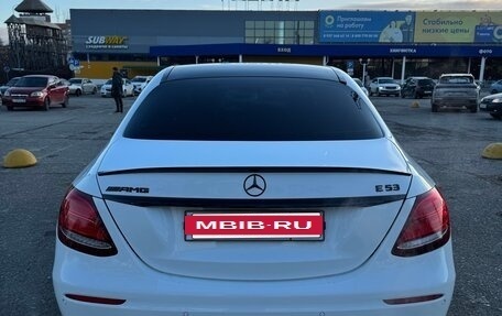 Mercedes-Benz E-Класс, 2019 год, 2 950 000 рублей, 5 фотография