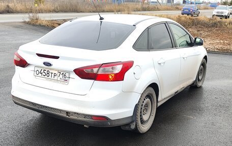 Ford Focus III, 2014 год, 750 000 рублей, 2 фотография