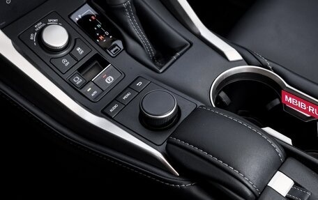 Lexus NX I, 2015 год, 2 640 000 рублей, 15 фотография