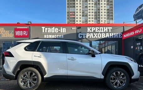 Toyota RAV4, 2025 год, 3 890 000 рублей, 7 фотография