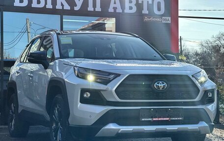 Toyota RAV4, 2025 год, 3 890 000 рублей, 18 фотография