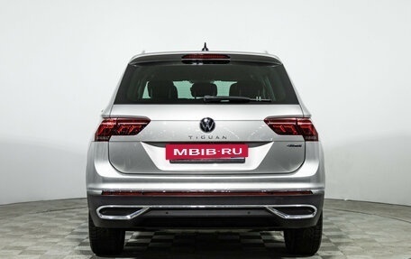 Volkswagen Tiguan II, 2021 год, 3 749 700 рублей, 6 фотография