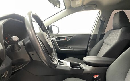 Toyota RAV4, 2020 год, 3 499 000 рублей, 11 фотография