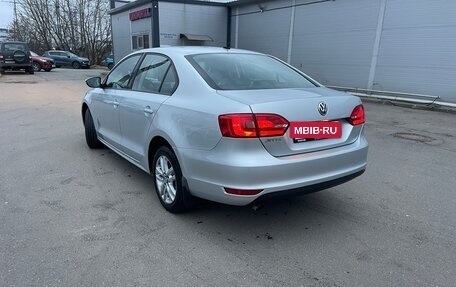 Volkswagen Jetta VI, 2012 год, 1 099 000 рублей, 5 фотография