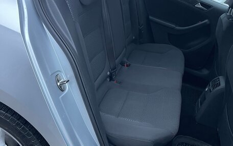 Volkswagen Jetta VI, 2012 год, 1 099 000 рублей, 17 фотография