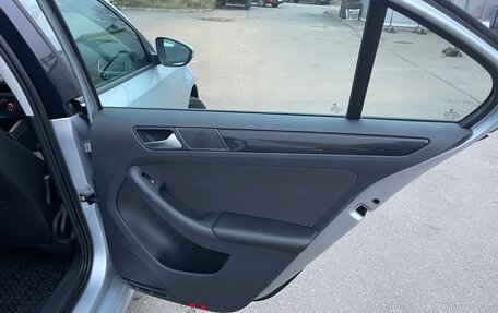 Volkswagen Jetta VI, 2012 год, 1 099 000 рублей, 18 фотография