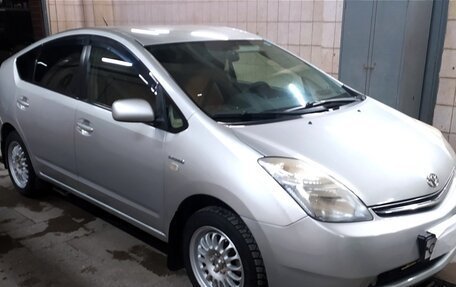 Toyota Prius, 2007 год, 760 000 рублей, 3 фотография