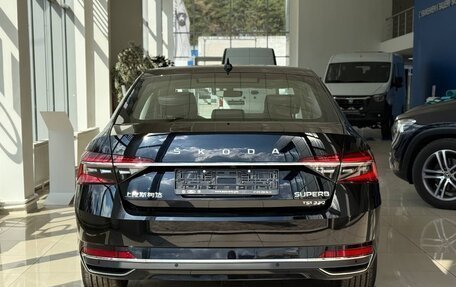 Skoda Superb III рестайлинг, 2025 год, 3 900 000 рублей, 6 фотография