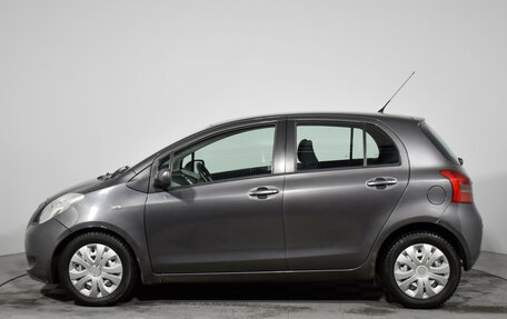 Toyota Yaris III рестайлинг, 2008 год, 545 000 рублей, 8 фотография