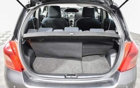 Toyota Yaris III рестайлинг, 2008 год, 545 000 рублей, 17 фотография